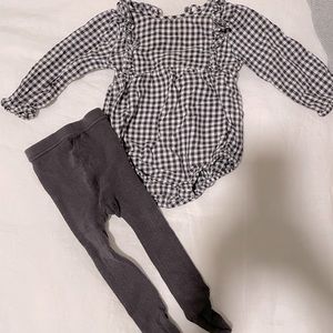 3/$15❤️ 12M long sleeve bodysuit and leggings set